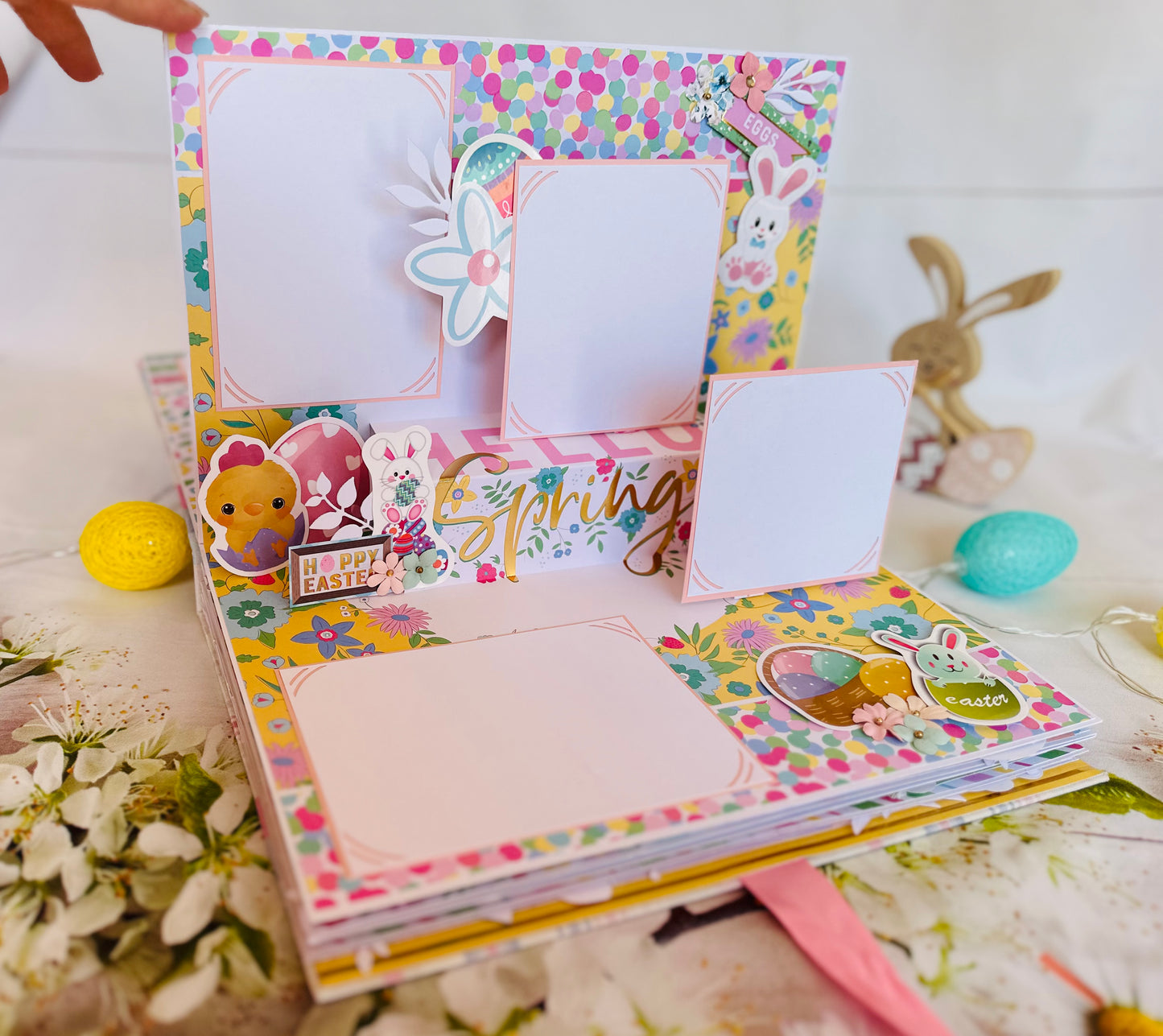 "Spring& hop" Livre photo pop-up