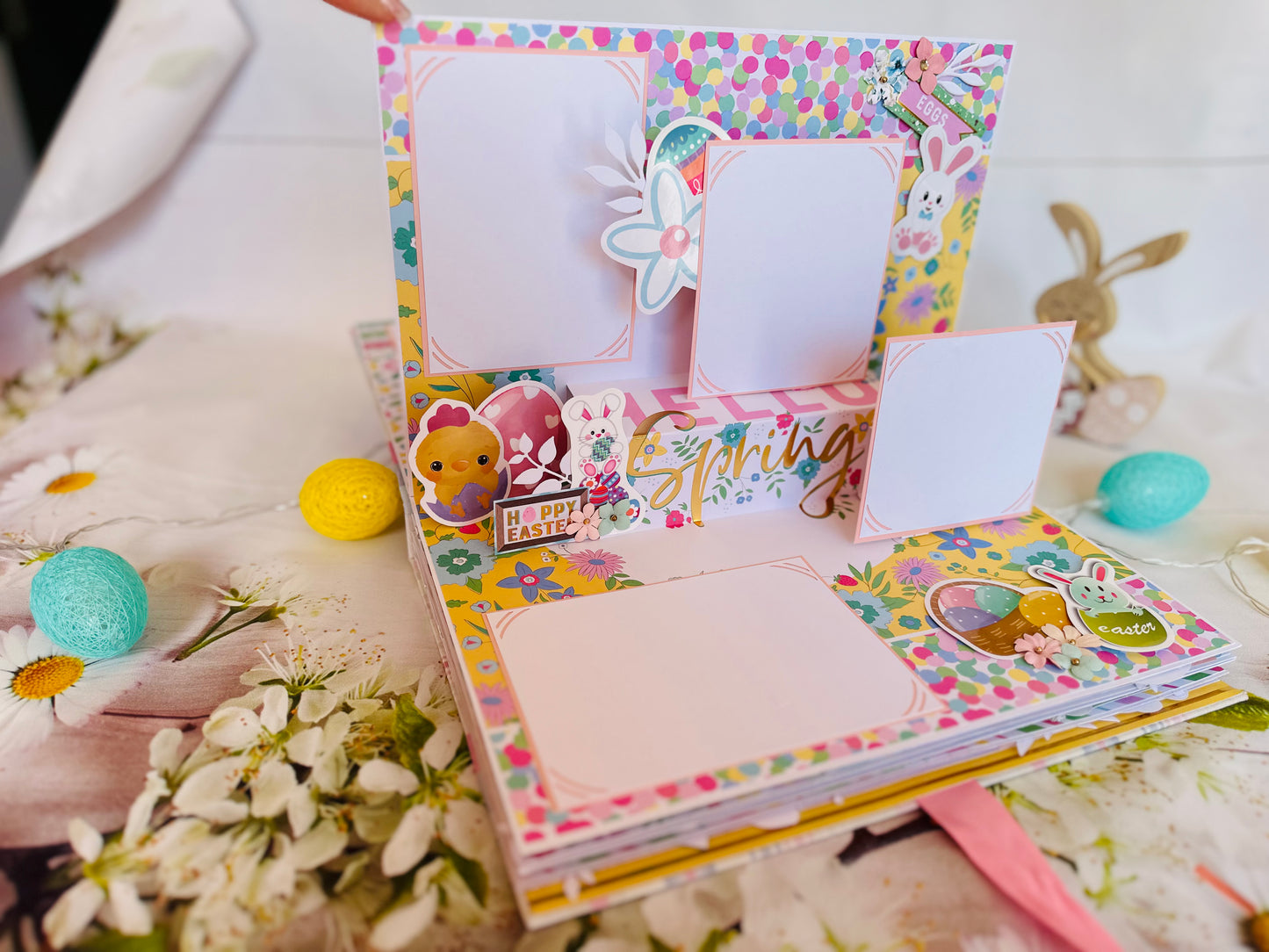 "Spring& hop" Livre photo pop-up